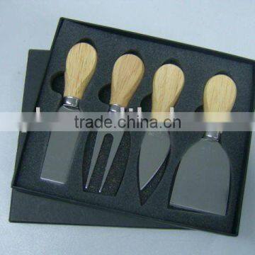 cheese knives with black box