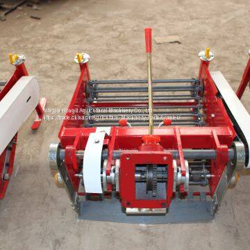 Small peanut harvesting equipment for sale/ Garlic and potato digger harvester