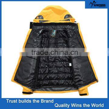High Quality Men Winter Outdoor Jacket With Fold Away Hood