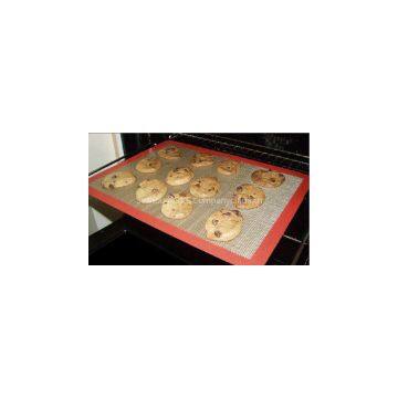 Heat resistant silicone baking mat set