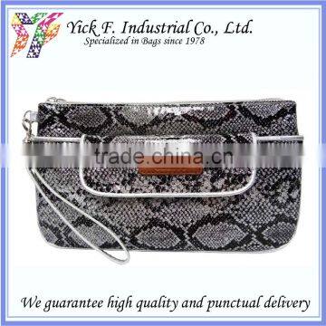 Snake Pattern Black & Silver Color Elegant Shiny Glitter PVC Clutch