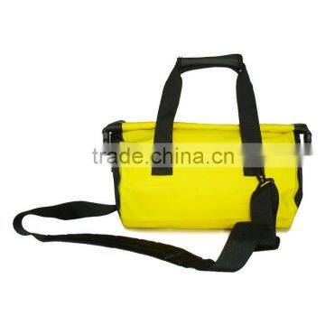 Fashion waterproof relaxation sling bag for shopping