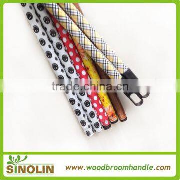 SINOLIN factory PVC painted cover iron broom handle with colorful plastic cap