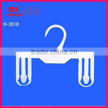 clip with hook pant hanger ,pant hanger,plastic pant hanger