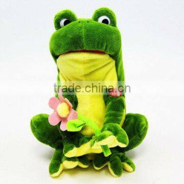 fashional popular lovely green plush frog animal toy with flower for valentine festival