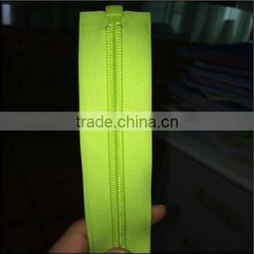 NO.7 Open End Seamless Zipper for Mattress Cover With Neon Green Fashion Color photo-2