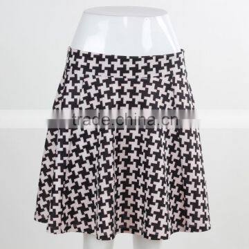 F5S43015 European Style Women Houndstooth Printed Flippy Skirts