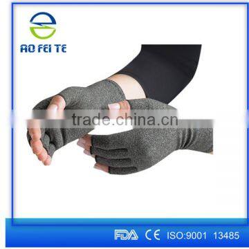 Alibaba Experienced Manufacture Compression Arthritis Gloves for Pain Relief with FDA Certificate