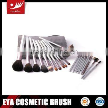 Professional Makeup Brushes & Make-Up Brush Sets