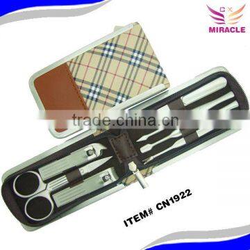 Plaids Design 7pcs Stainless Steel Mini Manicure Set photo-1