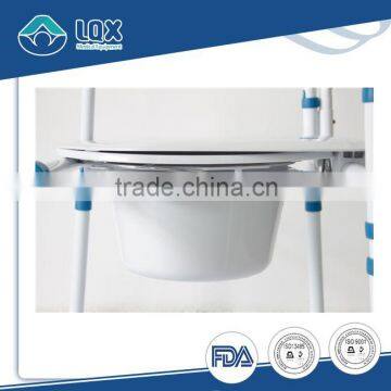 Steel Powder Coated Folding Commode Chair With Bedpan photo-3