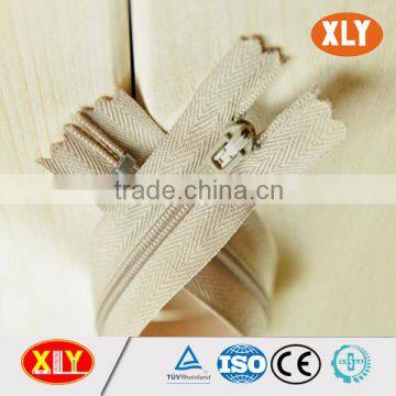 Ex-factory price nylon zipper and nylon zipper rolls