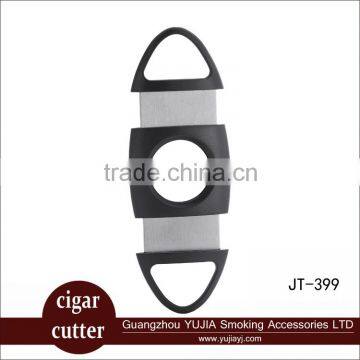 Plastic largest diameter 32mm Cigar cutter cheap