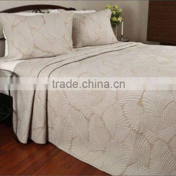 Embroidered bedding set