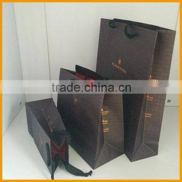 Face Eye Treatment Cosmetics Carrier Bag Gold Logo Black Eyelets Bag