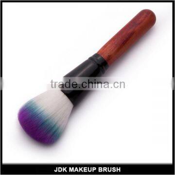 High Quality Blush Brush, Rainbow Color Pro Blushing Brush with Brush Guard