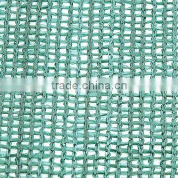 Windbreak net and dark green