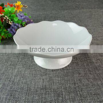 Royal White Porcelain Fruit Platter Decoration With Stand Ceramic Fruit Plate Wholesale