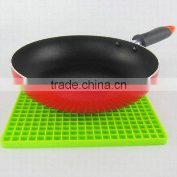 Household Kitchen Non-slip Table Heat Resistant Pad Trivet Silicone Pot Mat