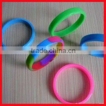 fashion silicone o ring bracelet