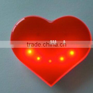 Promotional Heart shaped LED lighting badge pins for souvenir gifts