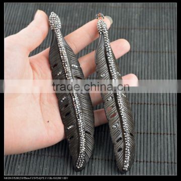 LFD-0065P ~ Wholesale Unisex Black Color Bull Bone Leaf Charms Pendants , Pave Crystal Rhinestone Pendant Jewelry