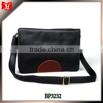 Fashionable leather single-shoulder bag