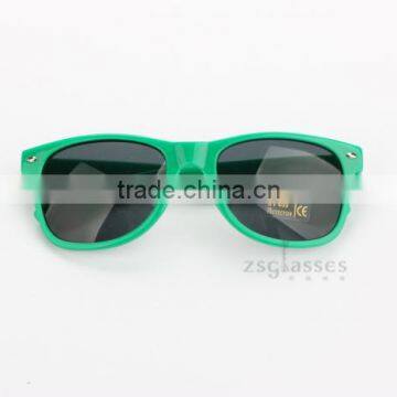 Custom Logo Sunglasses photo-2