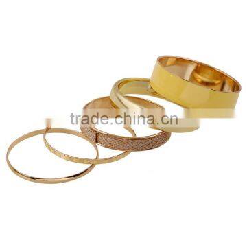 2016 fashion jewelry free sample gold plating bracelets sets