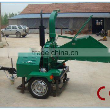 Engine wood chipper with CE