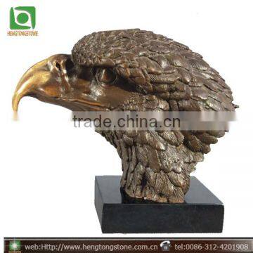 Black-eared Kite Head Statue