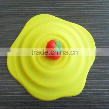 100% Food Grade Cute Designing Silicone Cup Lid Strawberry Cup Cover photo-4