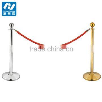 Rope and pole stanchion