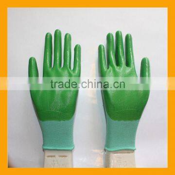 Superior Quality Green Polyester Nitrile Work Gloves photo-2