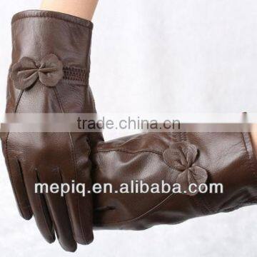 new design with bow fashion lady lovely leather gloves