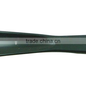 Short handle type plastic small shoe horn