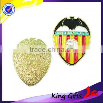 Soft enamel gold plating bat logo metal ball marker