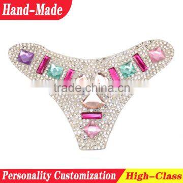 A glass diamond decorative hot-melt shoes patches accessory