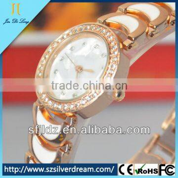 Top Sale Stainless Steel Chain White Color Wrist Watch