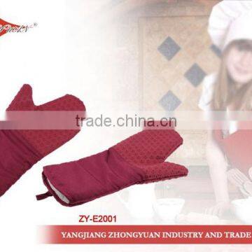 Fashionable silicone household oven glove with fabric