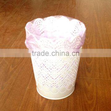 Plastic Lace Brim Garbage Can in Round Shape photo-5