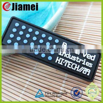 Rubber raised machine OEM pvc embossed silicone sew in label