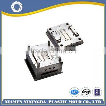 High polish metal insert plastic injection molding made in China