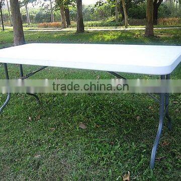 High Quality Foldable Plastic Dining Table