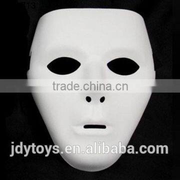 Solid colour plastic hallowmas party mask