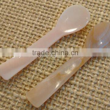 Brown mother of pearl caviar spoon 8cm length