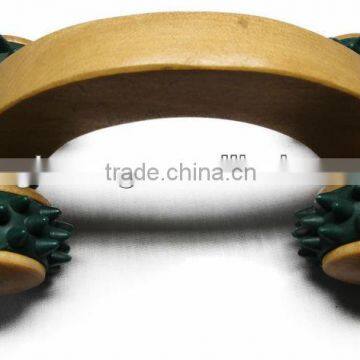 Wooden Massager With Piasyic Knot photo-2