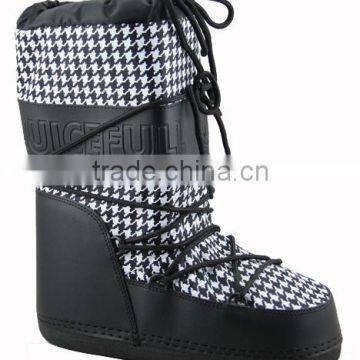 moon snow boots