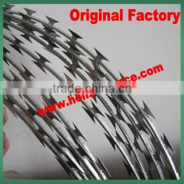 2015 Best Selling !Hot-dipped Galvanized BT0-12 Razor Barbed Wire photo-4
