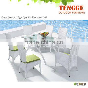 outdoor furniture dining table